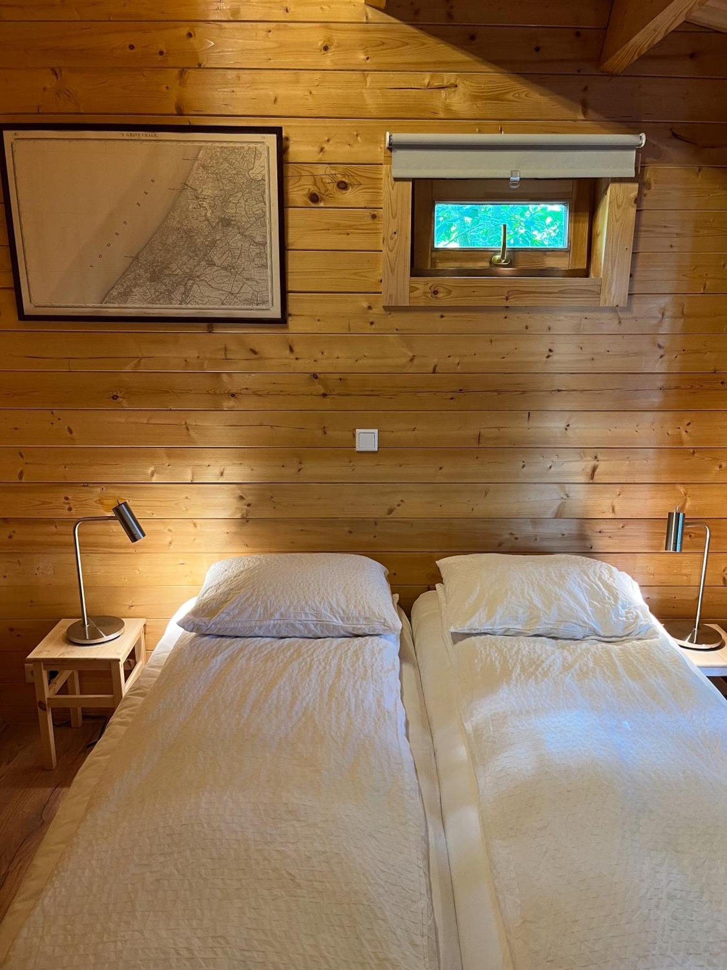 Luxe En Ruim Chalet Met Airco Bij Leekstermeer Matsloot Exterior foto